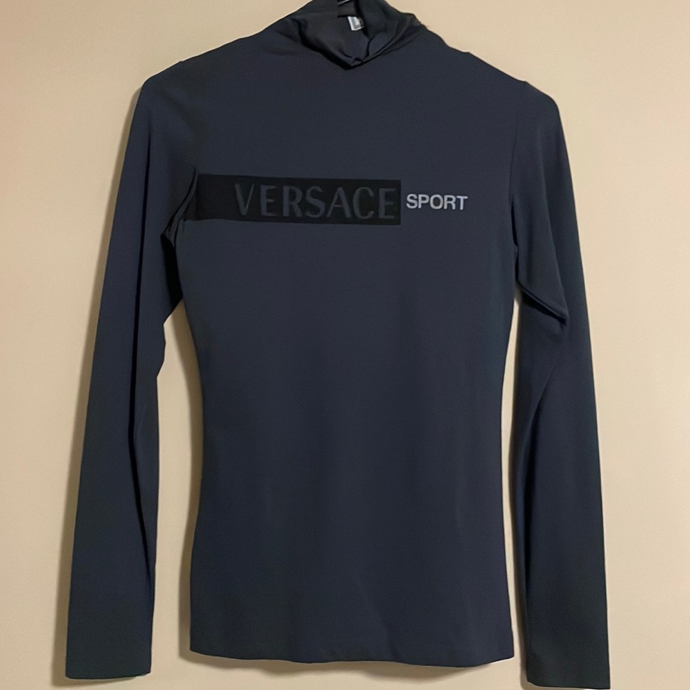 VINTAGE🛍️ Versace sport turtleneck